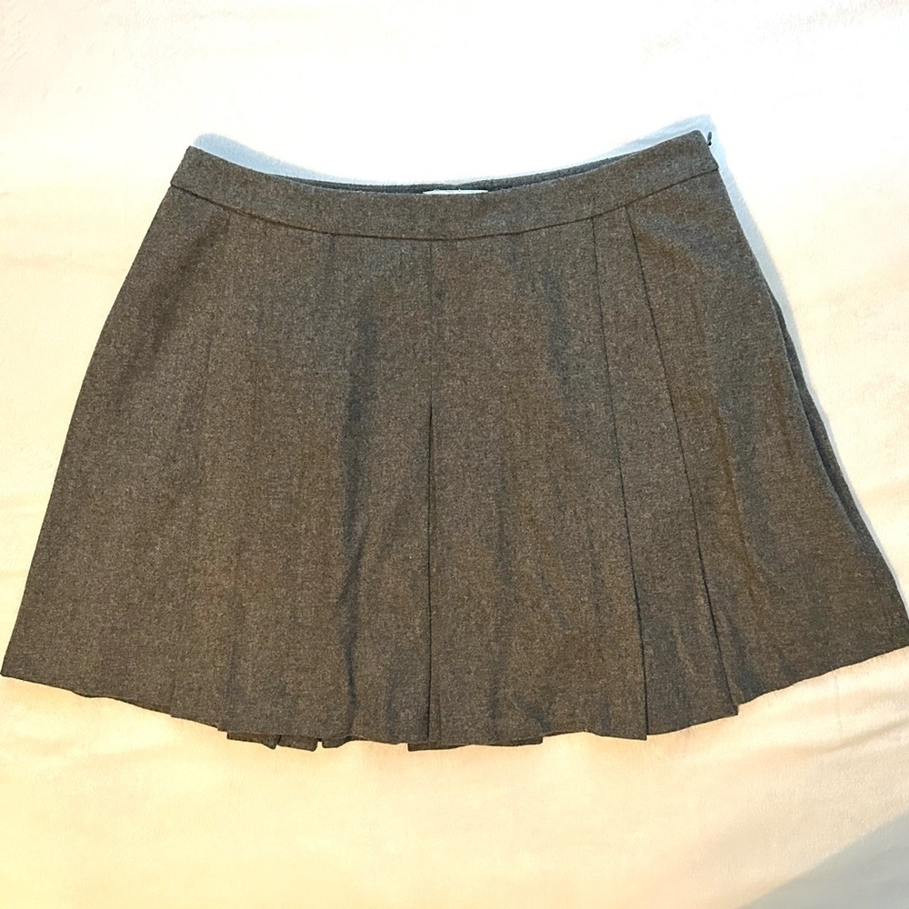 Vineyard Vines Gray Pleated Wool Blend Mini Skirt 10 lined fun flirty party date